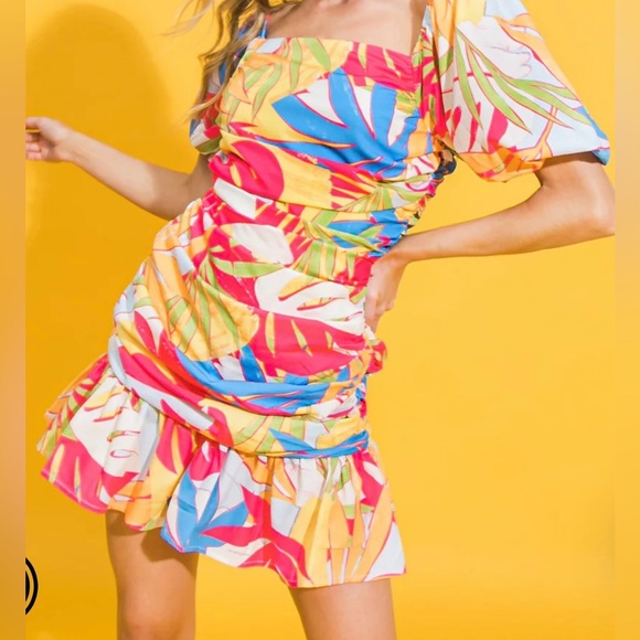 Flying Tomato Dresses & Skirts - Flying Tomato Womens Sz L Mini Dress Colorful Vacation Tropical Puff Sleeve